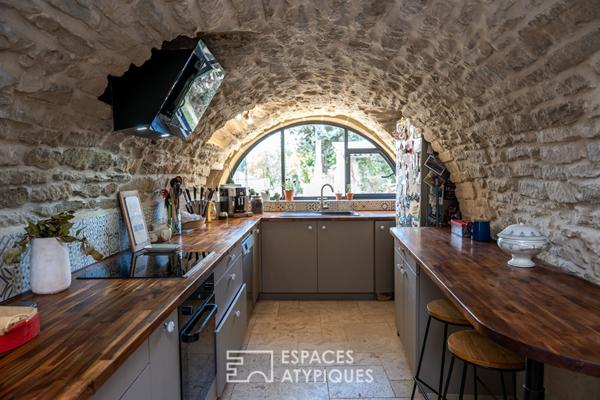 Ancienne grange rénovée avec charme et jardin