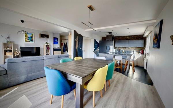 Appartement à vendre    5 pièces • 107 m2 Dijon