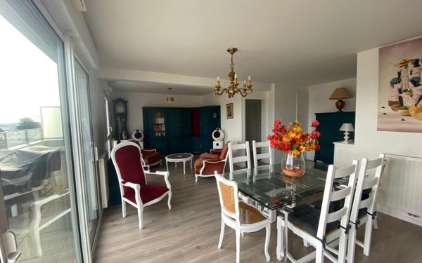 Appartement à louer    3 pièces • 83 m2 Lorient