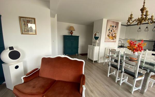 Appartement à louer    3 pièces • 83 m2 Lorient