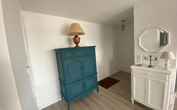 Appartement à louer    3 pièces • 83 m2 Lorient