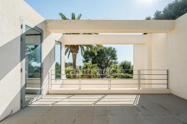 Maison à vendre 6 pièces LA CIOTAT (13) Terrain env. 1000 m²