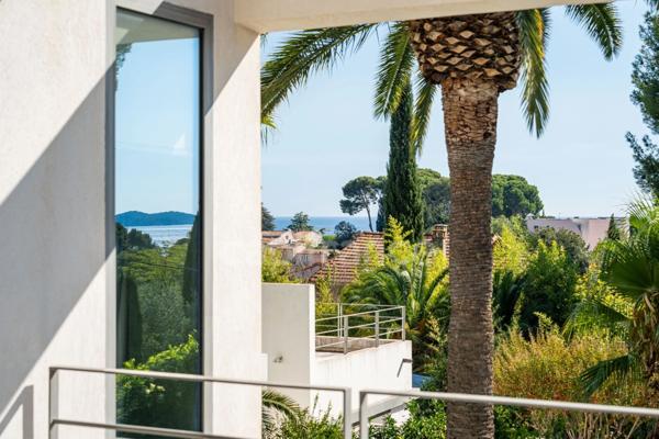 Maison à vendre 6 pièces LA CIOTAT (13) Terrain env. 1000 m²