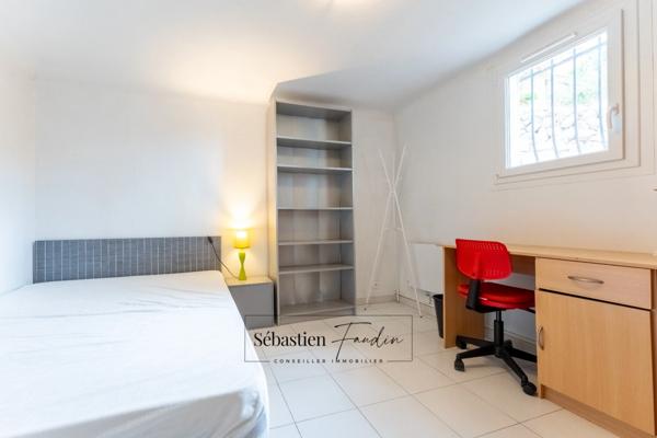 Maison à vendre 8 pièces VITROLLES (13) - piscine - vue panoramique dominante - grand calme - belle luminosité - grands volumes