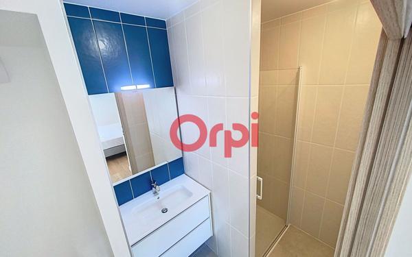 Appartement à louer    2 pièces • 46 m2 Saint-Julien-en-Genevois