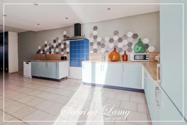 Propriete ancien corps de ferme à vendre 6 pièces BAYE (51)