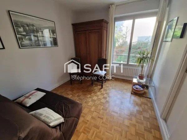 RARE - VUE TOUR EIFFEL - 5P 104 m² - CENTRE / GARE