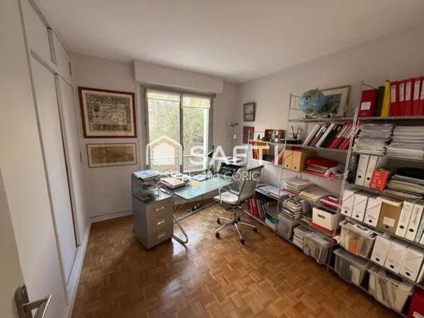 RARE - VUE TOUR EIFFEL - 5P 104 m² - CENTRE / GARE