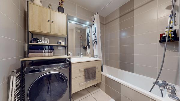 Appartement 3 pièces - 64 m² Exclusivité efficity