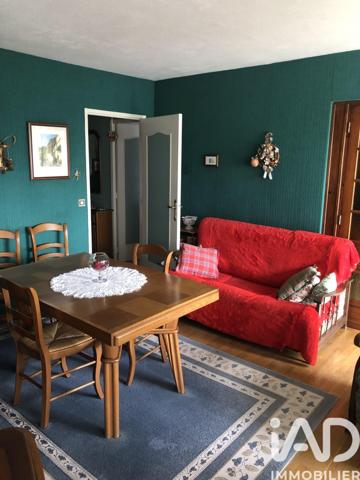 Immeuble à vendre 66 m² Les Mureaux