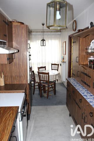 Immeuble à vendre 66 m² Les Mureaux