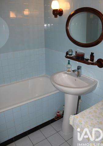 Immeuble à vendre 66 m² Les Mureaux