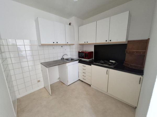 STUDIO LIMEIL PROCHE GARE !!!