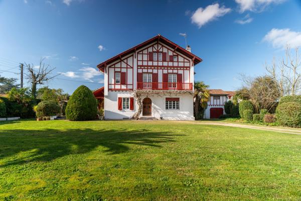 Maison à vendre  8 pièces - 204,52 m2 BAYONNE - 64