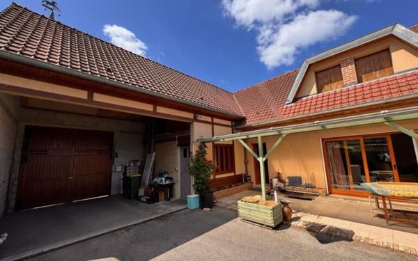 Maison à vendre    4 pièces •  Hébécourt