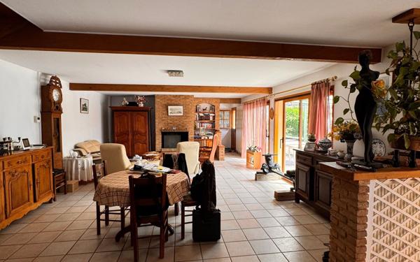 Maison à vendre    4 pièces •  Hébécourt