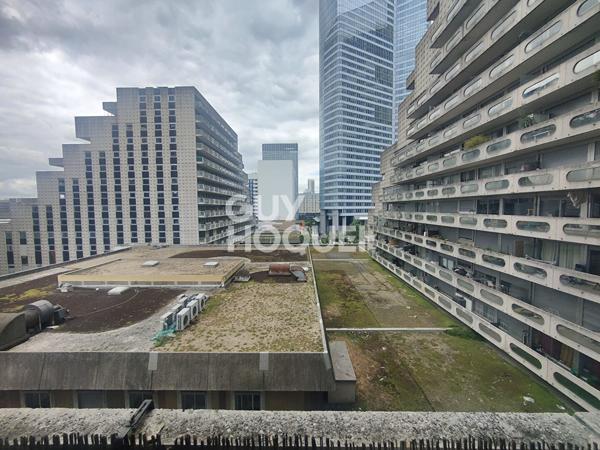 Appartement Courbevoie 2 pièces 47.00 m2