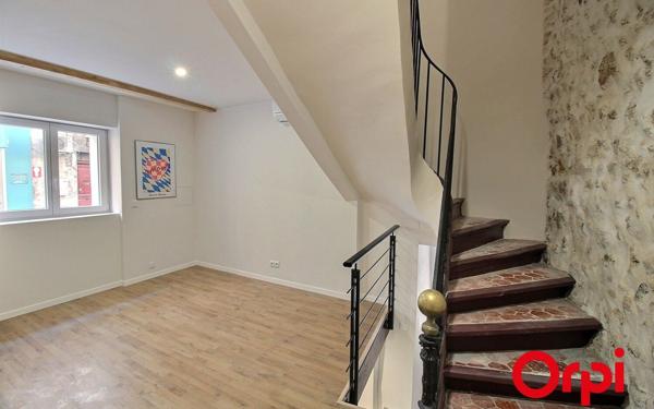 Maison à vendre    4 pièces • 100,28 m2 Auriol
