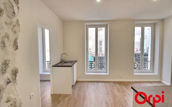 Maison à vendre    4 pièces • 100,28 m2 Auriol