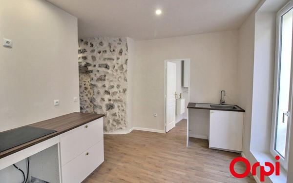 Maison à vendre    4 pièces • 100,28 m2 Auriol