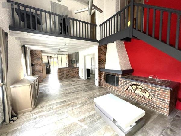 Maison à vendre à La Cluse-et-Mijoux dans le Doubs (25300), ref : 25006-68-2025