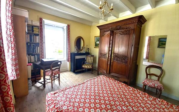 Maison à vendre    5 pièces •  Quettehou