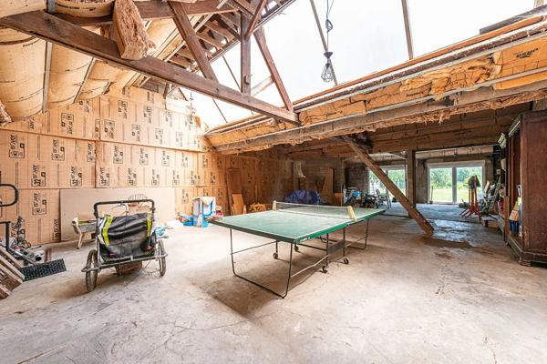 Maison à vendre 10 pièces 213m² Saint-Amand-les-Eaux (59230)