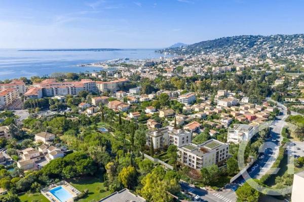 Appartement F3 à vendre  3 pièces - 60,56 m2 JUAN LES PINS - 06