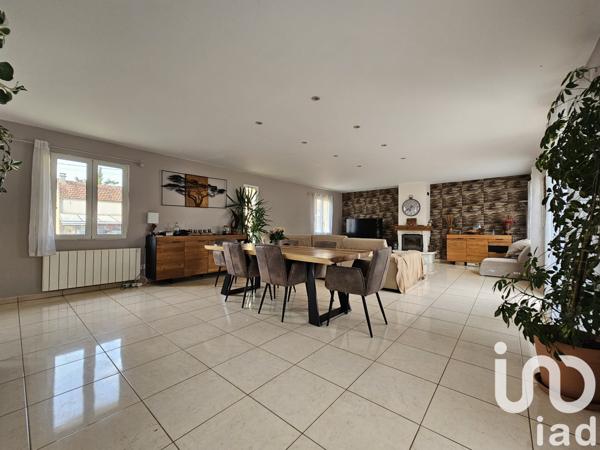 Maison à vendre 5 pièces 160 m² Moret-Loing-et-Orvanne