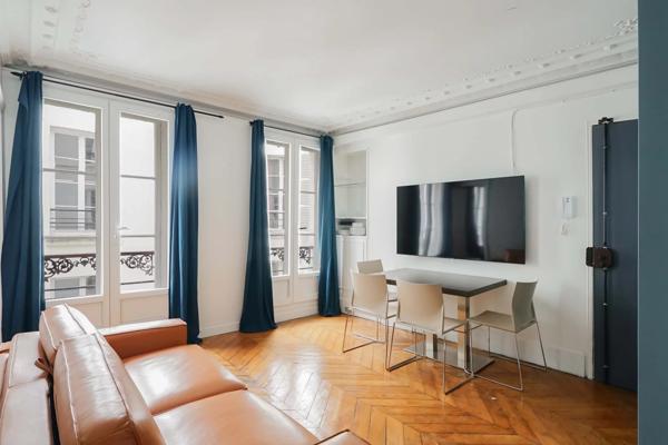 Appartement Paris 1er - LOUVRE / RIVOLI