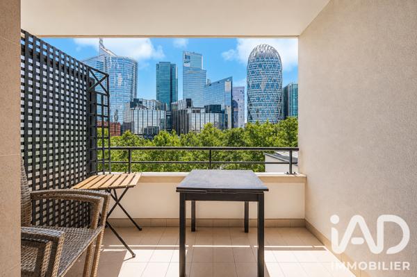 Appartement à vendre 4 pièces 87 m² Courbevoie