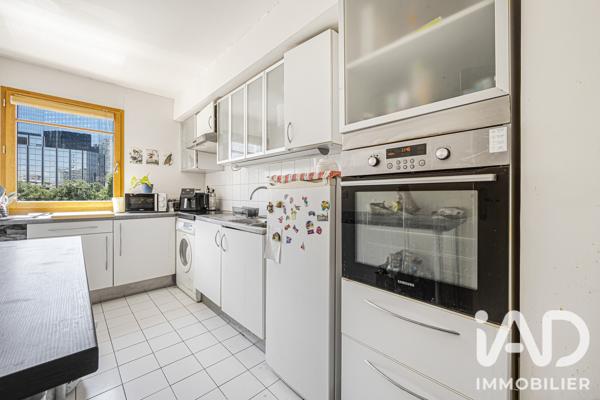 Appartement à vendre 4 pièces 87 m² Courbevoie