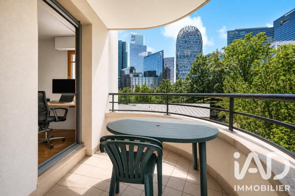 Appartement à vendre 4 pièces 87 m² Courbevoie