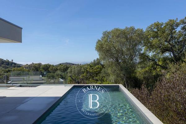 Sainte-Lucie-de-Porto-Vecchio, Villa 4 Chambres -  254 m² à vendre