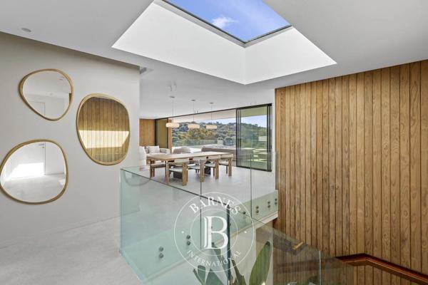 Sainte-Lucie-de-Porto-Vecchio, Villa 4 Chambres -  254 m² à vendre