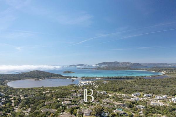 Sainte-Lucie-de-Porto-Vecchio, Villa 4 Chambres -  254 m² à vendre