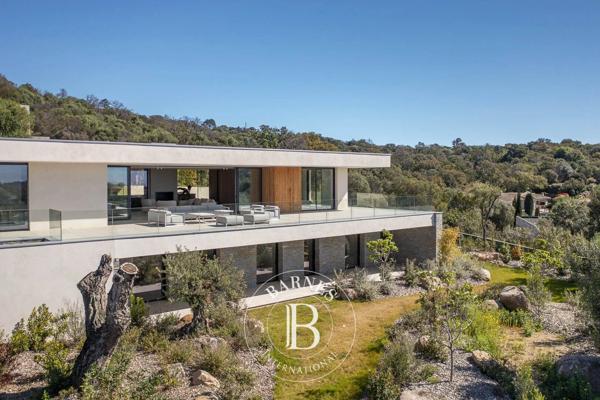 Sainte-Lucie-de-Porto-Vecchio, Villa 4 Chambres -  254 m² à vendre