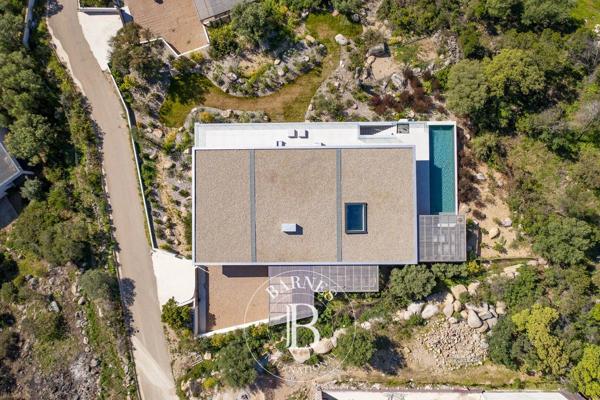 Sainte-Lucie-de-Porto-Vecchio, Villa 4 Chambres -  254 m² à vendre