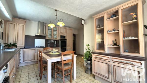 Maison à vendre 6 pièces 172 m² Pontault-Combault