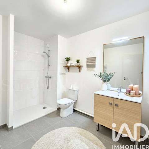 Location appartement 1 pièce 29 m² Villeneuve-la-Garenne