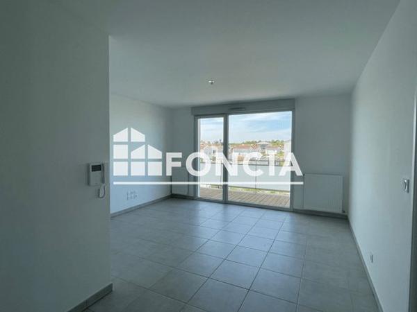 Location Appartement 2 pièces 42.02 m² - 33 AVENUE SIMONE VEIL Aussonne 31840