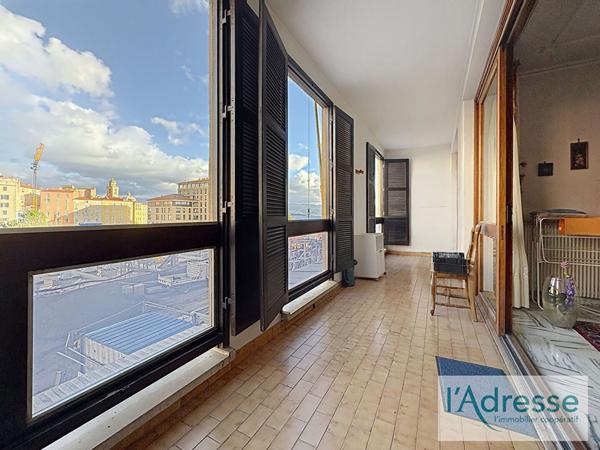 Appartement T3 hyper centre - 81m2 - Place du Diamant