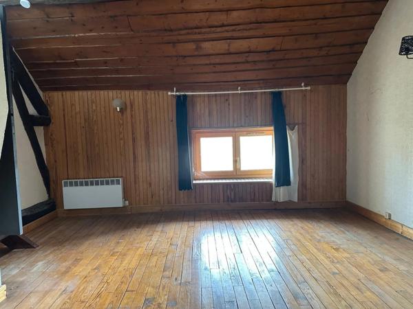 Maison ancienne de charme avec dépendance aménageable