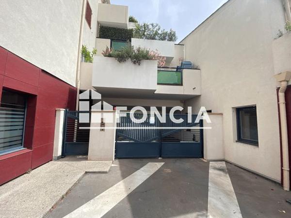 Location Parking 12.96 m² - 3151 AVENUE DES PALMIE Sollies Pont 83210