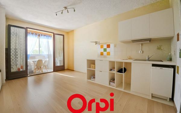 Appartement à vendre    1 pièce • 16 m2 Bandol