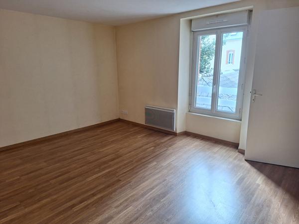 APPARTEMENT T2 DUPLEX LAVAL