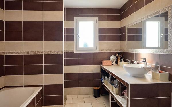 Maison à vendre    5 pièces •  Cagnotte