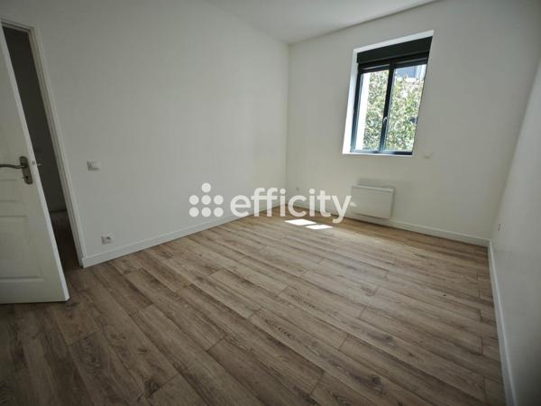 Maison
         5 pièces
        - 105 m² Bien prestige 424 000 € *