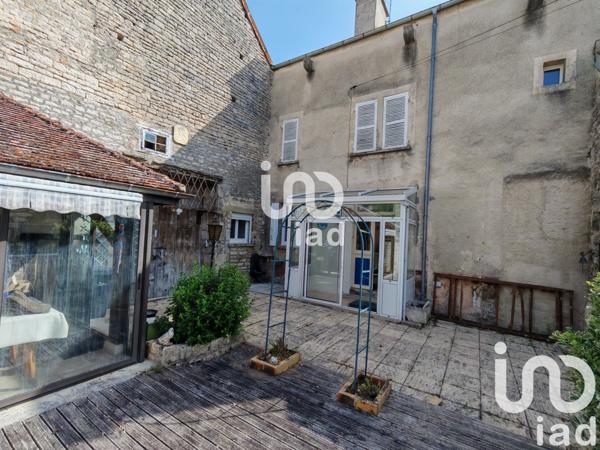 House for sale 4 rooms 99 m² Vanvey