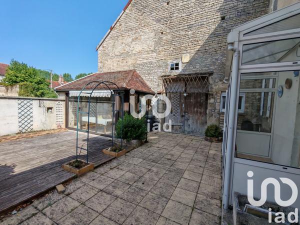 House for sale 4 rooms 99 m² Vanvey